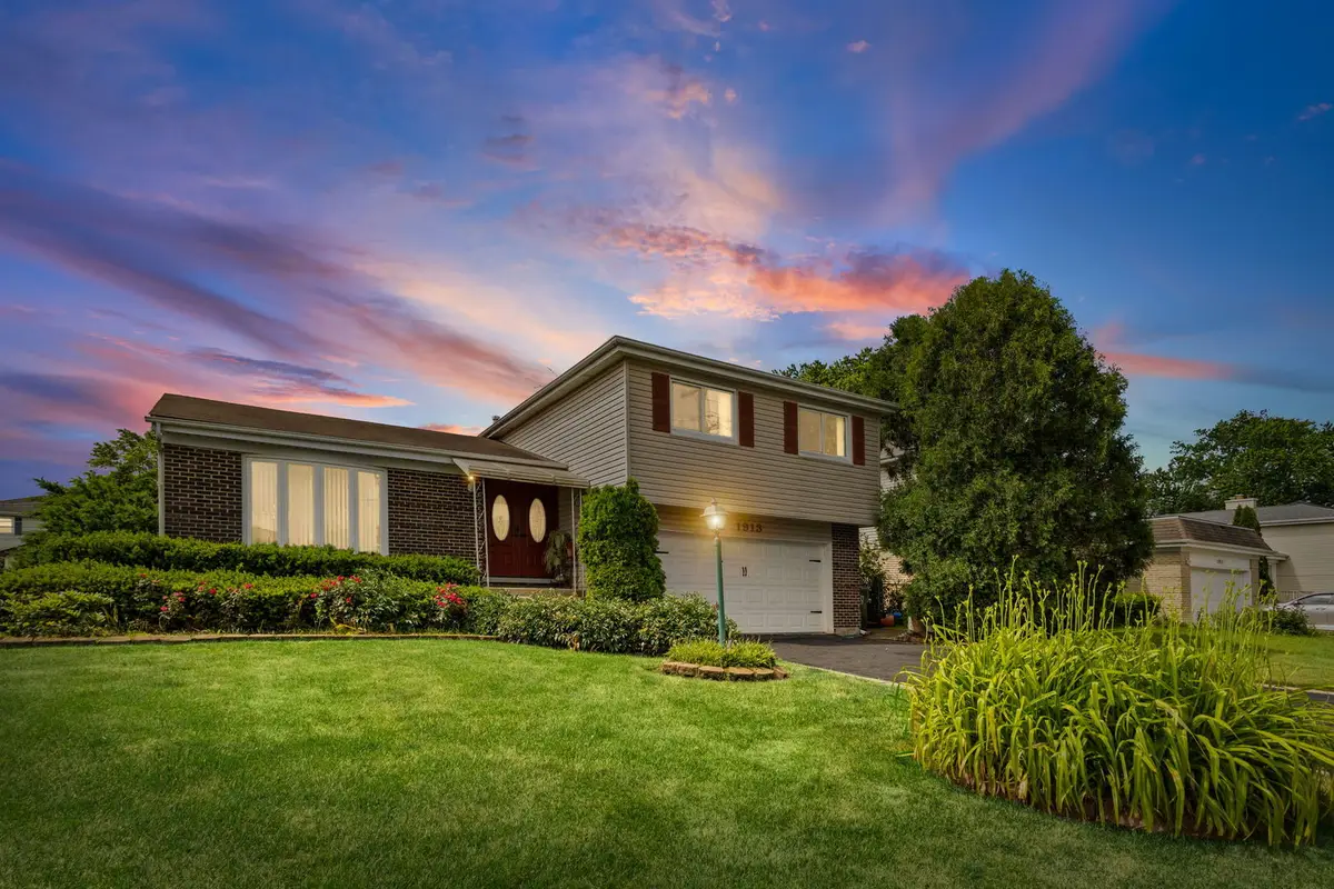 1913 E Seminole Lane, Mount Prospect, IL 60056 - #1