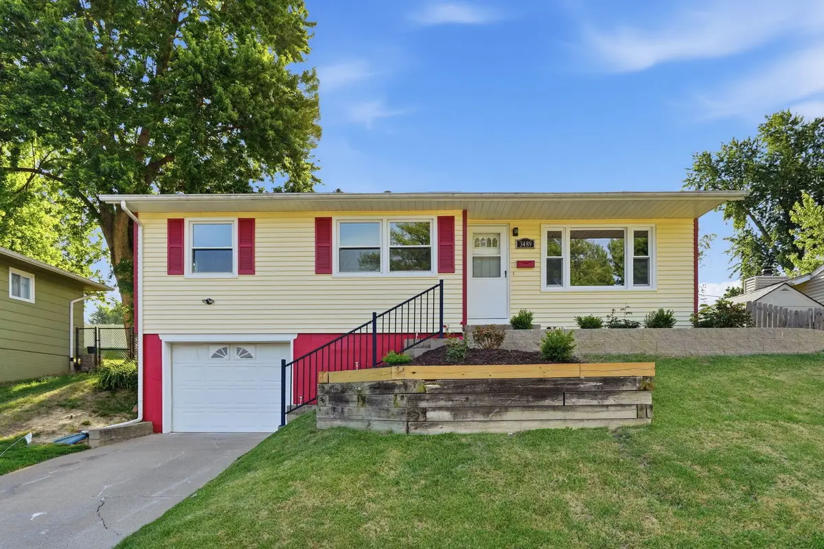 3489 Sunny Hill Drive, Bettendorf, IA 52722 - #1