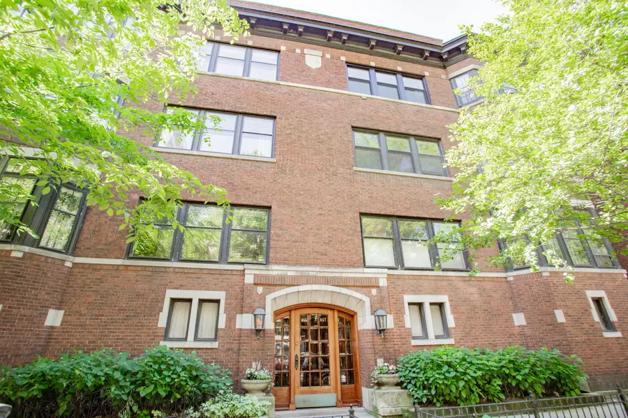 655 W Buena Avenue #3, Chicago, IL 60613 - #2