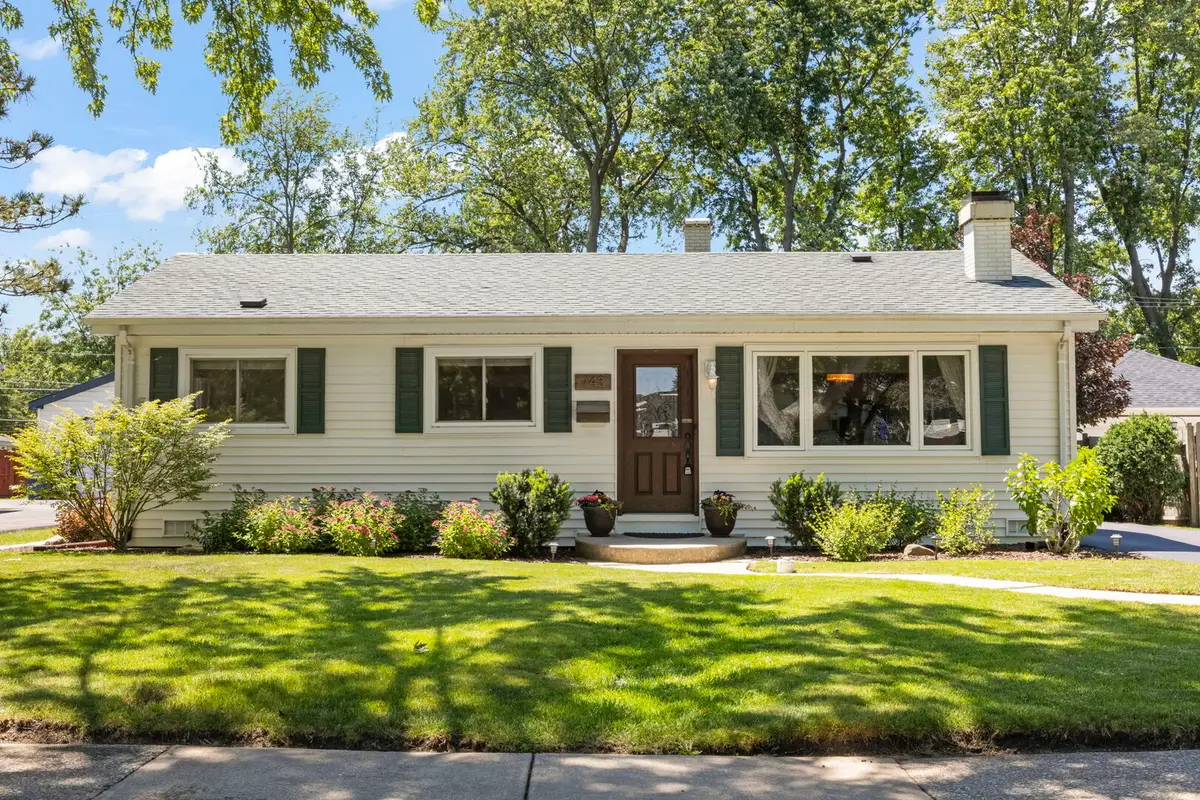 743 W Vermont Street, Villa Park, IL 60181 - #1