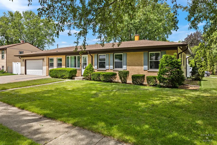 6910 Juniper Street, Hanover Park, IL 60133 - #2