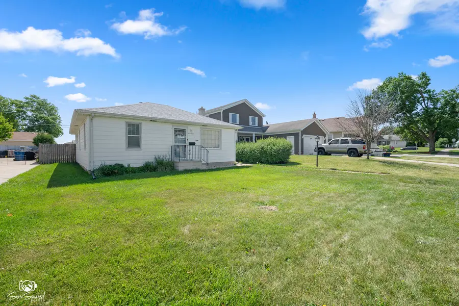 1708 Clement Street, Crest Hill, IL 60403 - #2