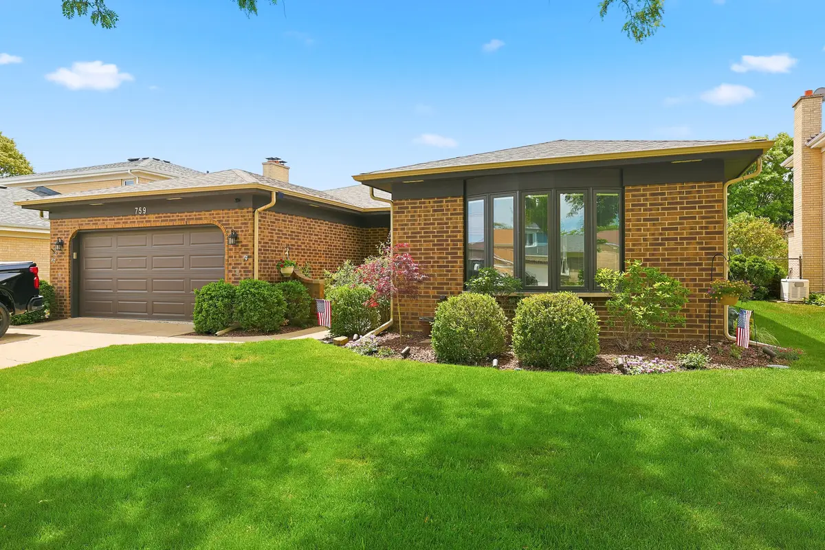759 Yorkshire Lane, Des Plaines, IL 60016 - #1