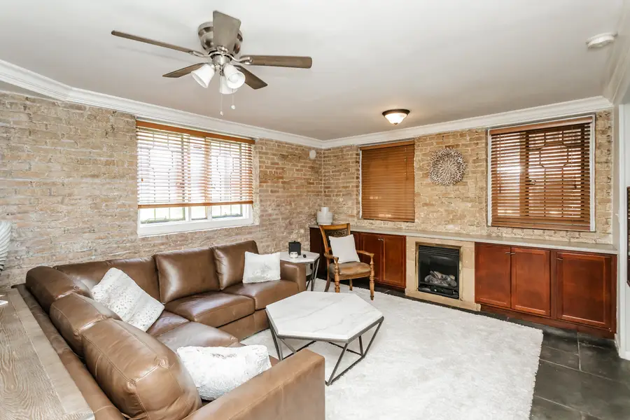 445 W Fullerton Parkway #L1A, Chicago, IL 60614 - #2