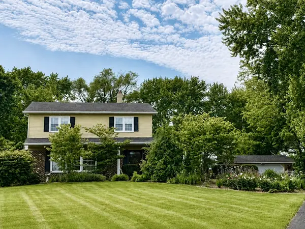 Address Withheld By Seller, Libertyville, IL 60048