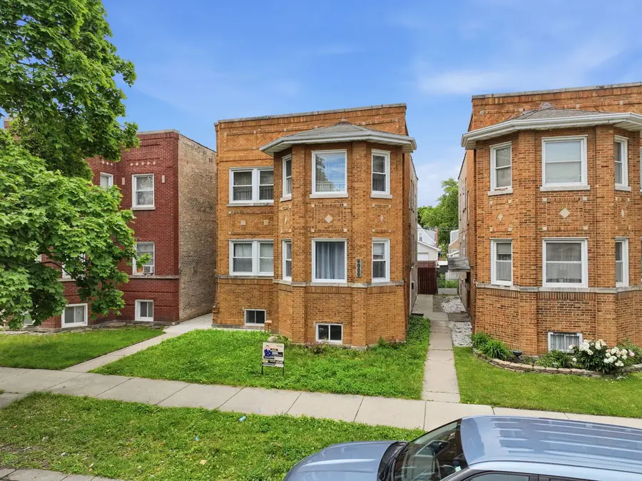 6066 N Albany Avenue, Chicago, IL 60659 - #2