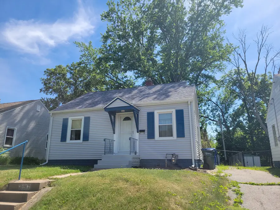 2142 Frisco Drive, Davenport, IA 52804 - #2