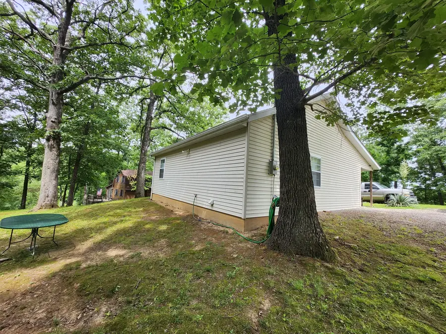 4312 W Lake Road, Pinckneyville, IL 62274 - #3