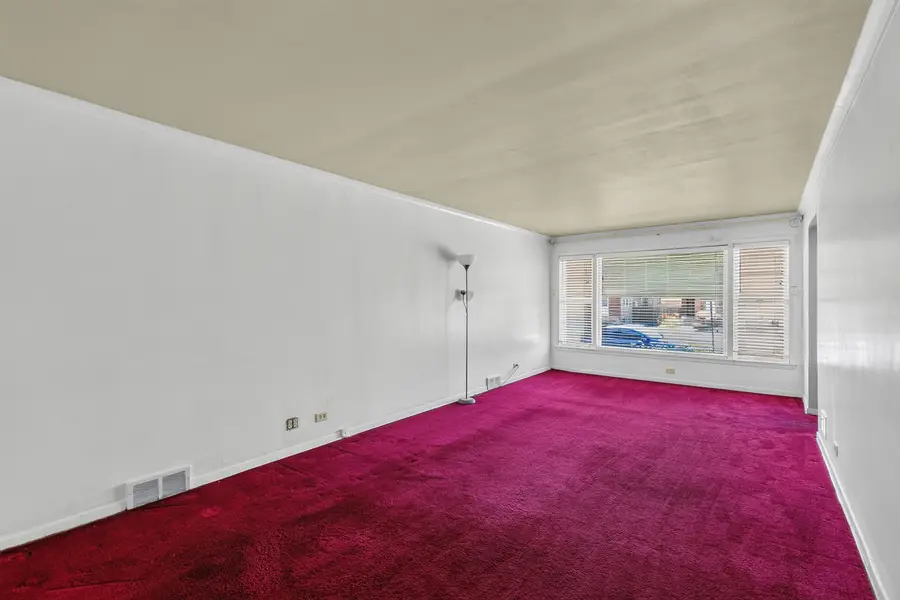 10553 S Calumet Avenue, Chicago, IL 60628 - #3