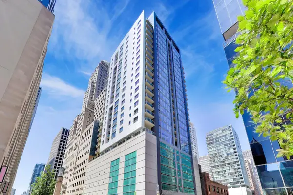 160 E Illinois Street #1007, Chicago, IL 60611