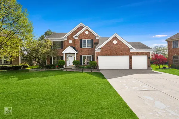 2820 Fairhauser Court, Naperville, IL 60564
