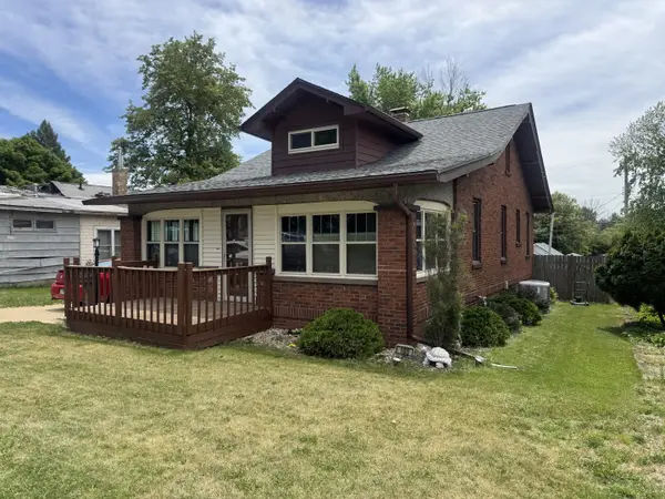 105 W 4th Street, Spring Valley, IL 61362
