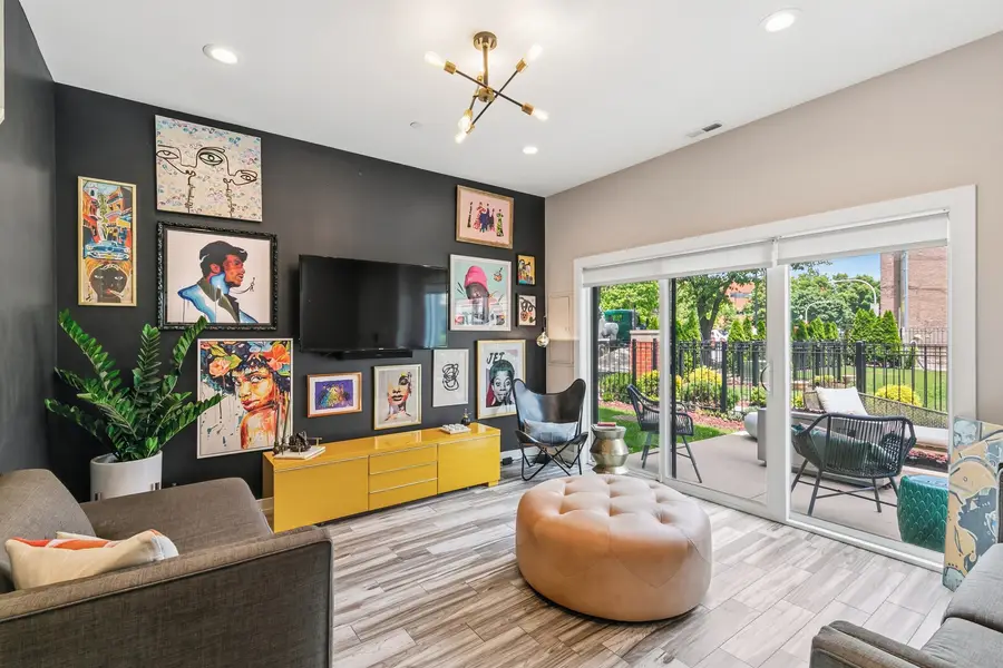 2241 W Coulter Street #1, Chicago, IL 60608 - #2