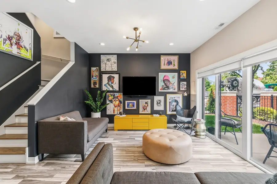 2241 W Coulter Street #1, Chicago, IL 60608 - #3