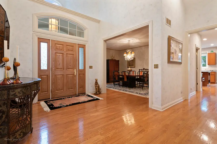 6650 White Pine Way, Libertyville, IL 60048 - #2