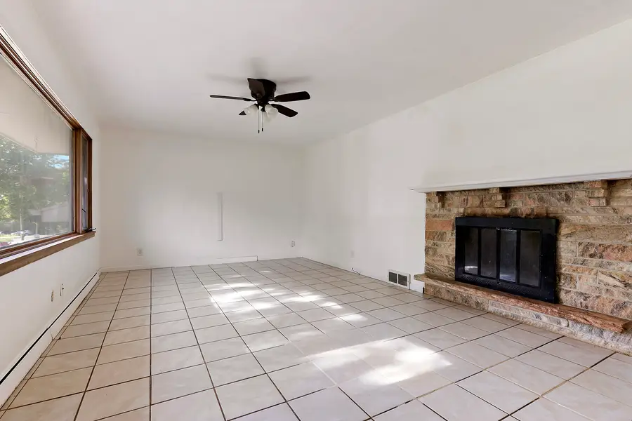 123 Dawn Avenue, Rockford, IL 61107 - #2