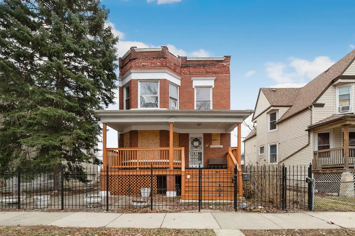 912 N Latrobe Avenue, Chicago, IL 60651 - #1