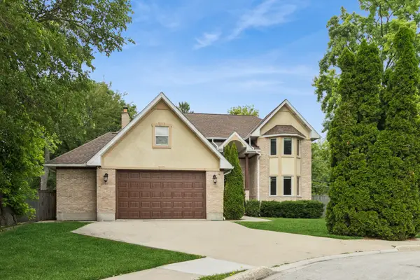 262 9th Street, Wheeling, IL 60090