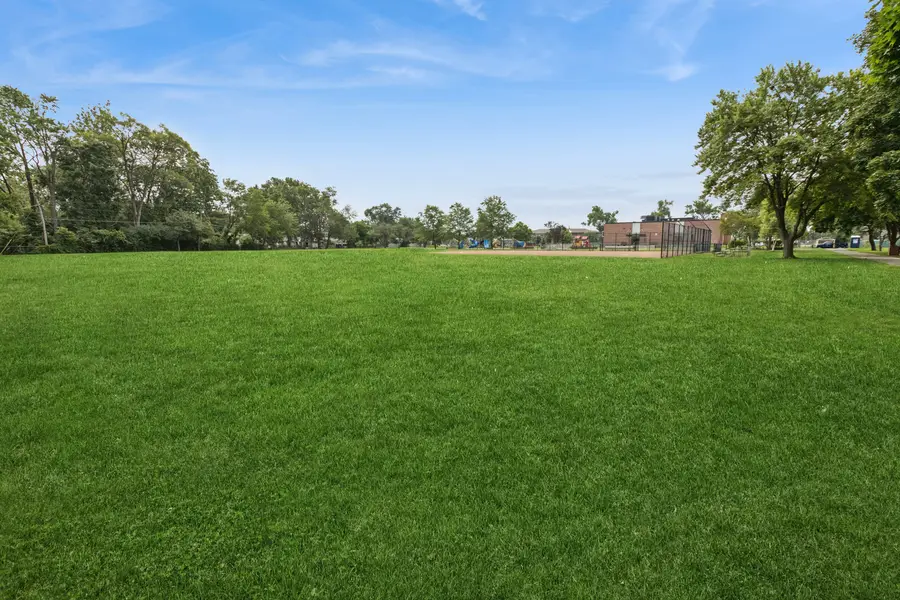 262 9th Street, Wheeling, IL 60090 - #3