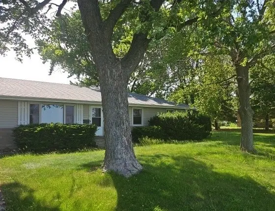335 N Pine Street, Piper City, IL 60959 - #2