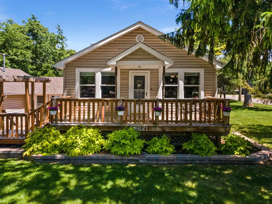 6N621 Watseka Avenue, Saint Charles, IL 60174 - #3