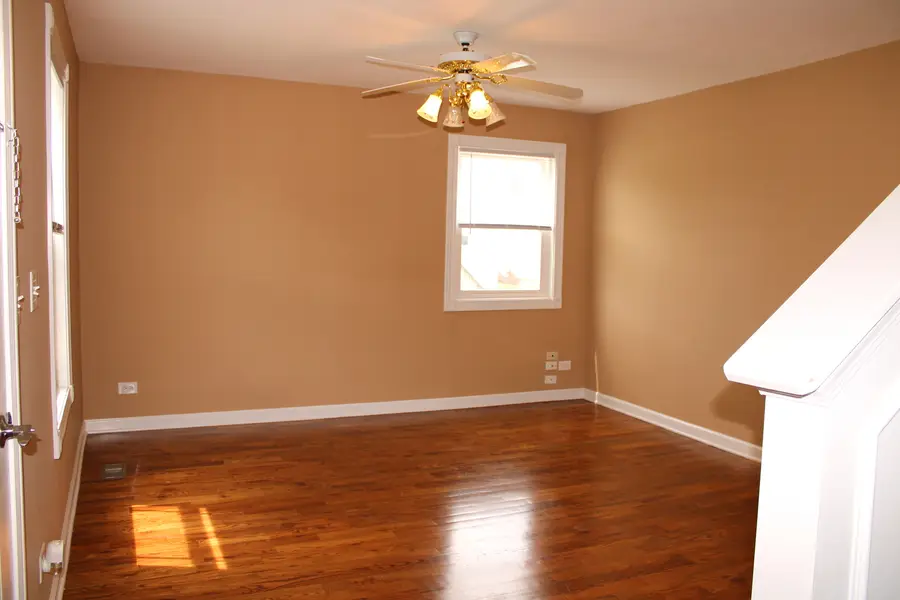 2382 N Quaker Hollow Lane, Round Lake Beach, IL 60073 - #3