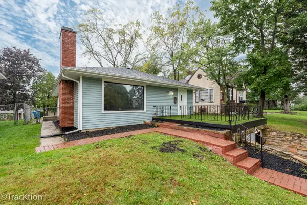 571 S Smith Boulevard, Aurora, IL 60505