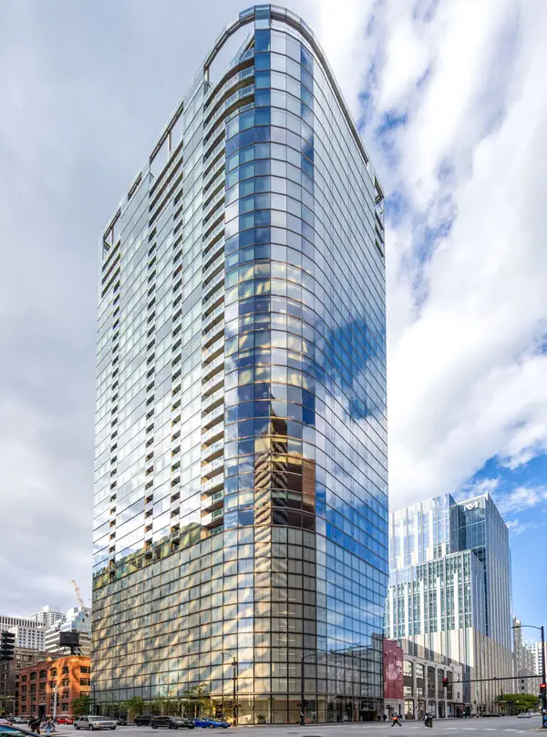 600 N Fairbanks Court #3004, Chicago, IL 60611