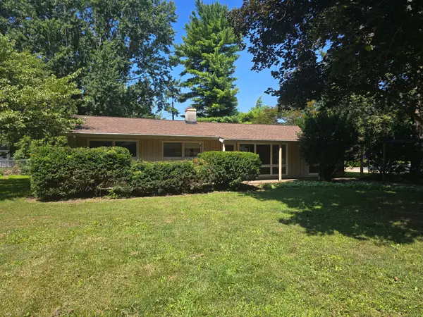 1719 Mcdonald Drive, Champaign, IL 61821