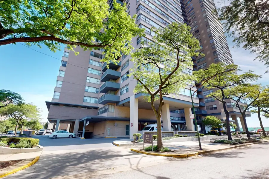 6301 N Sheridan Road #18E, Chicago, IL 60660 - #2