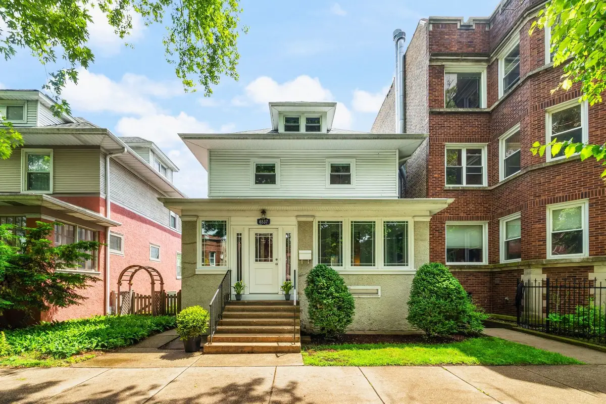 6537 N Greenview Avenue, Chicago, IL 60626 - #1
