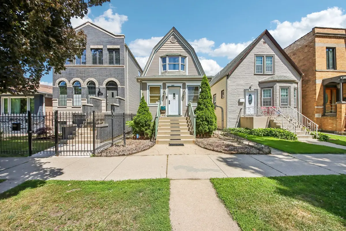 3819 N Kilpatrick Avenue, Chicago, IL 60641 - #1