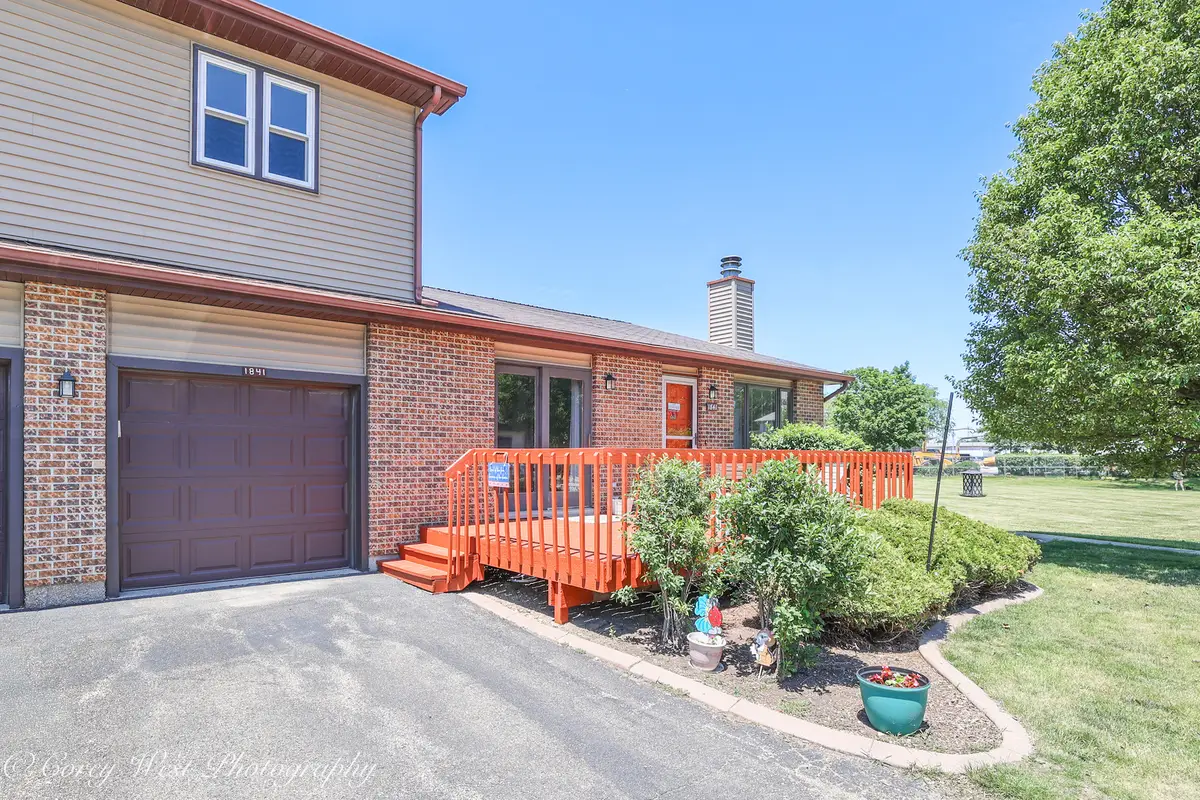 1841 Kerrybrook Court #1841, Sycamore, IL 60178 - #1