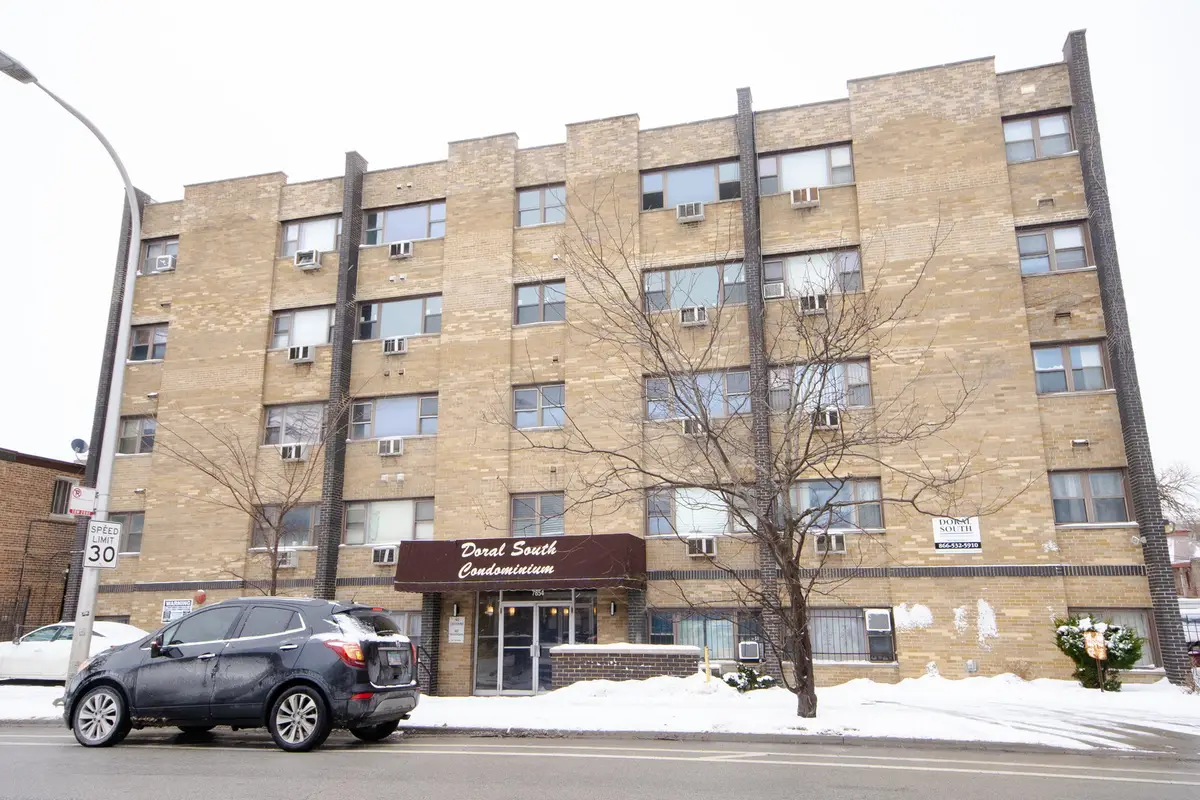 7854 S South Shore Drive #514, Chicago, IL 60649 - #1