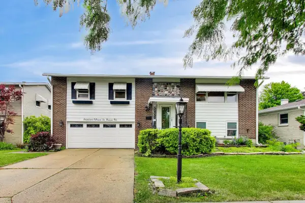 Address Withheld By Seller, Mount Prospect, IL 60056