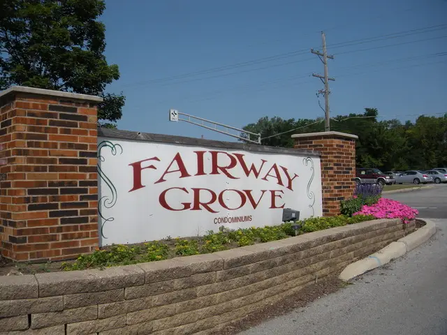 2343 Ogden Avenue #11, Downers Grove, IL 60515 - #2