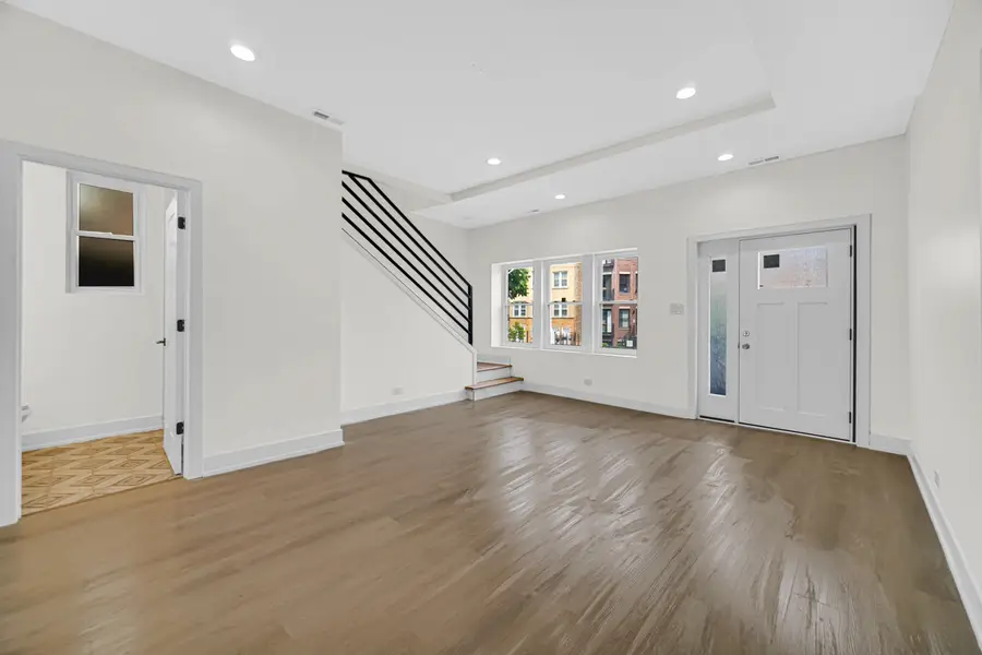 1520 N Campbell Avenue, Chicago, IL 60622 - #3