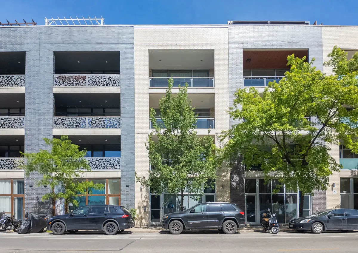 843 N California Avenue #3, Chicago, IL 60622 - #1