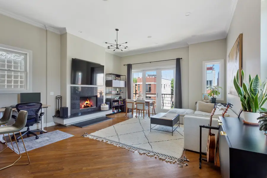 2449 W Augusta Boulevard #3, Chicago, IL 60622 - #2