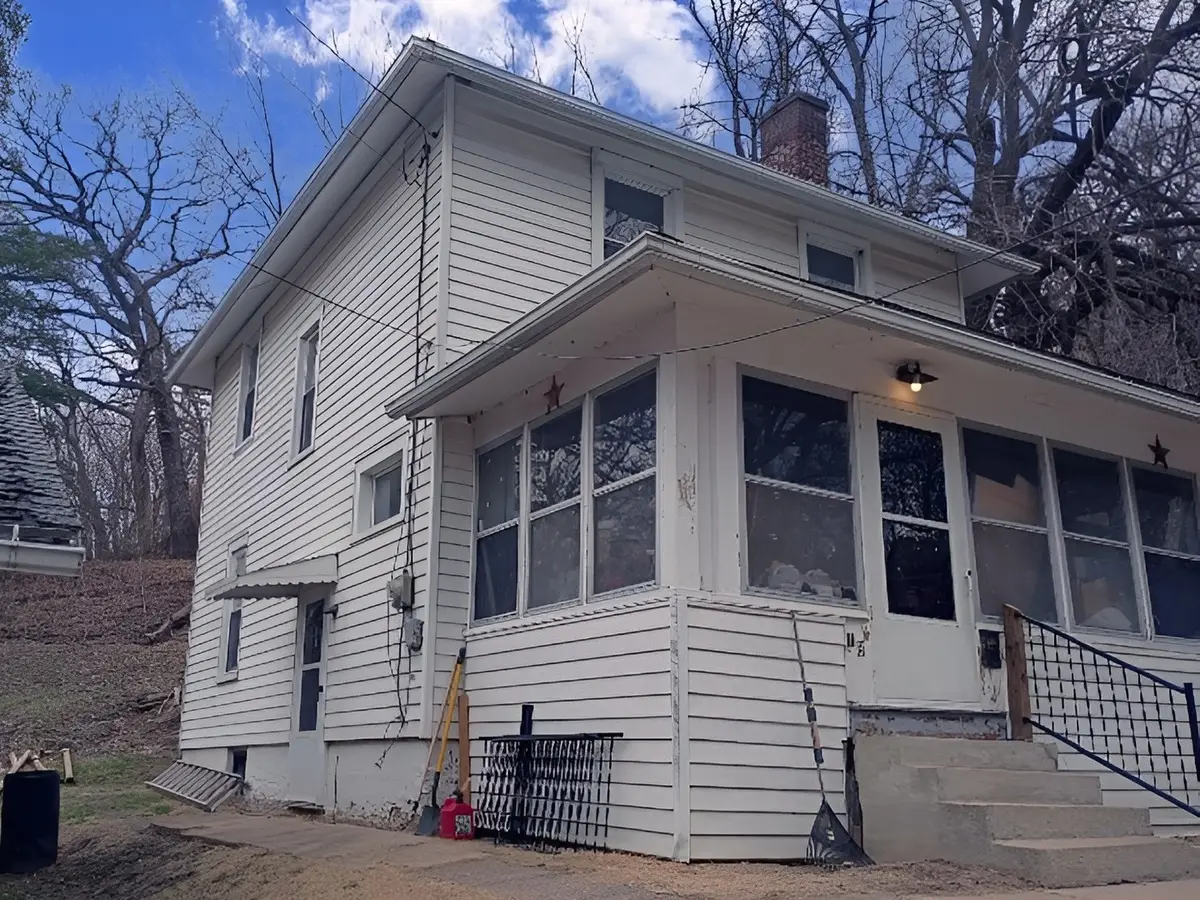 18 Walnut Street, Savanna, IL 61074 - #1