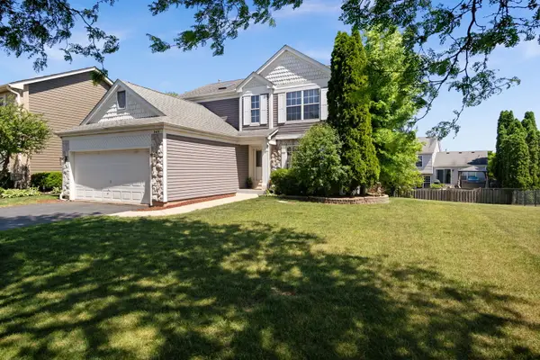 345 Mayfair Lane, South Elgin, IL 60177