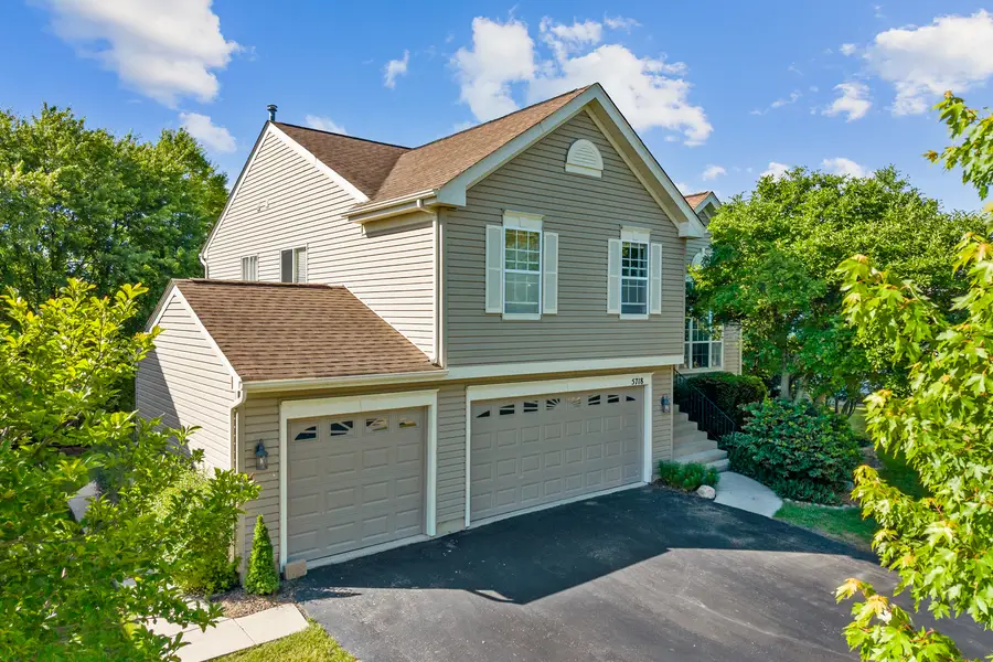 5718 Breezeland Road, Carpentersville, IL 60110 - #2