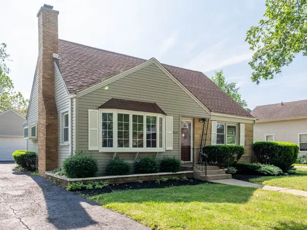 9710 Illinois Street, Hebron, IL 60034