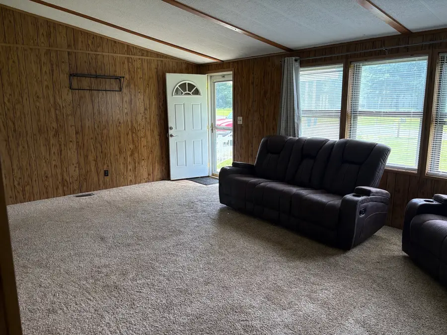 173 Greenview Road, Centralia, IL 62801 - #2