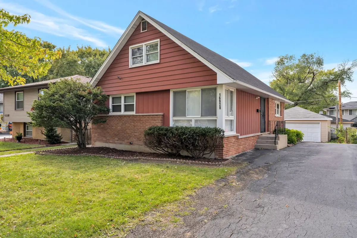 16928 Old Elm Drive, Country Club Hills, IL 60478 - #1
