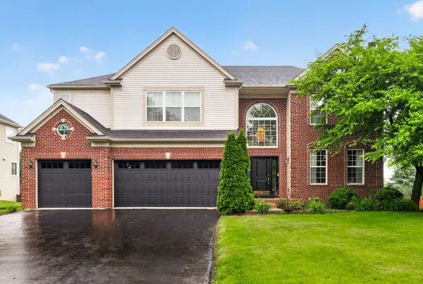 2560 Mc Duffee Circle, North Aurora, IL 60542
