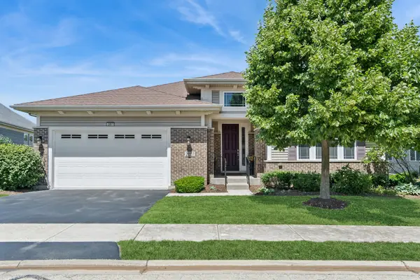 2807 Edgebrook Court, Naperville, IL 60564