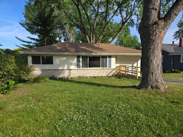 4209 Ponca Street, McHenry, IL 60050