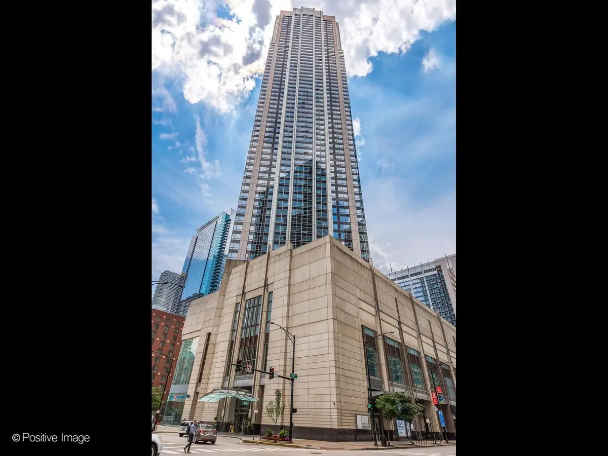 Address Withheld By Seller, Chicago, IL 60611 - #1