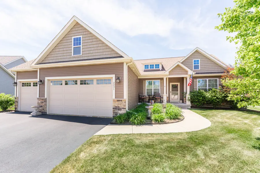 2331 Coventry Circle S, Sycamore, IL 60178 - #2